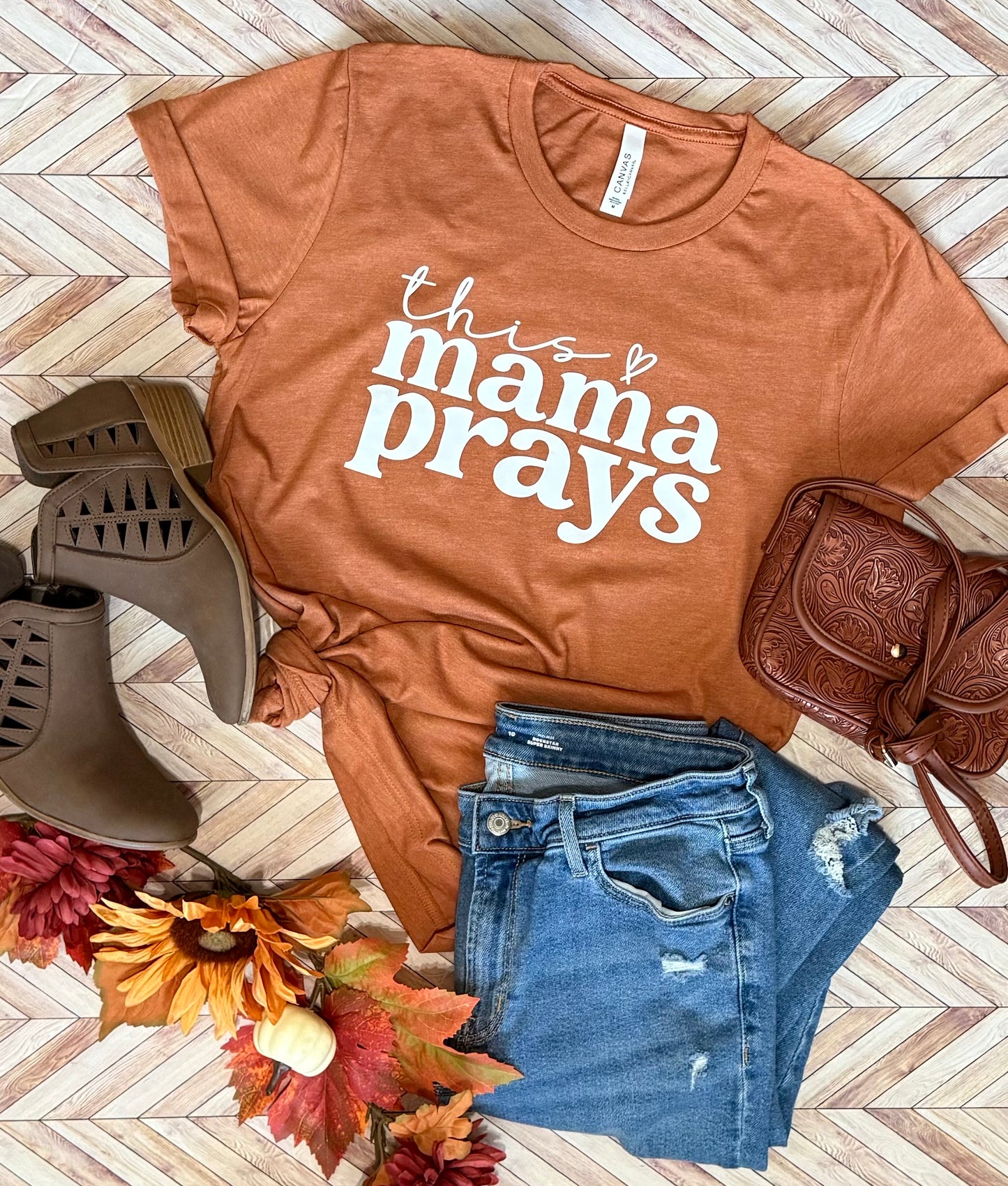 This Mama Prays Tee